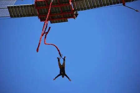 Bungee jumping 55 Meters